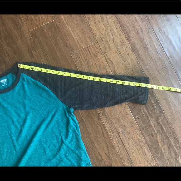 Old Navy Baseball Tee - Picture 4 of 5